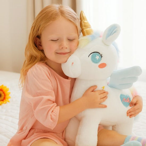 licorne-peluche-deco-chambre-enfant-magique
